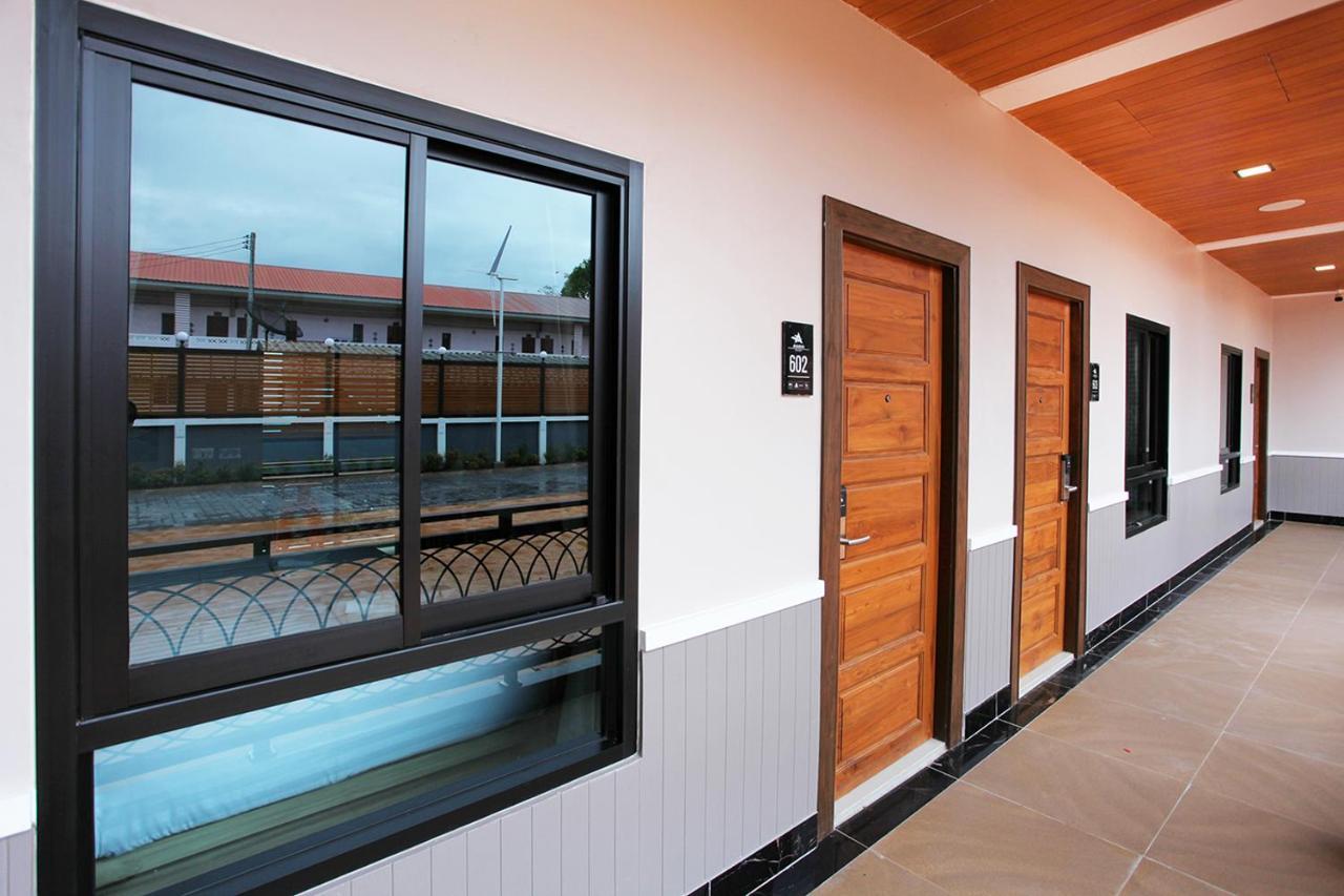 Avarin Resort Pak Chong Exterior foto