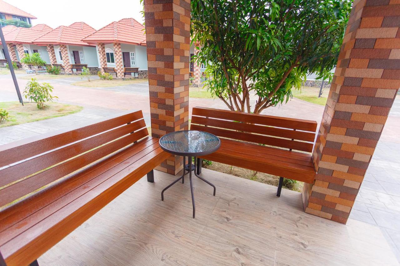Avarin Resort Pak Chong Exterior foto